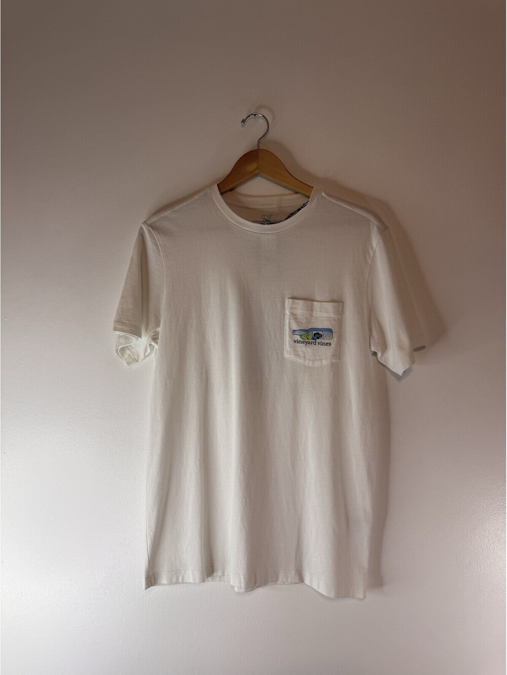 Men's Vineyard Vine Tshirt Size Small